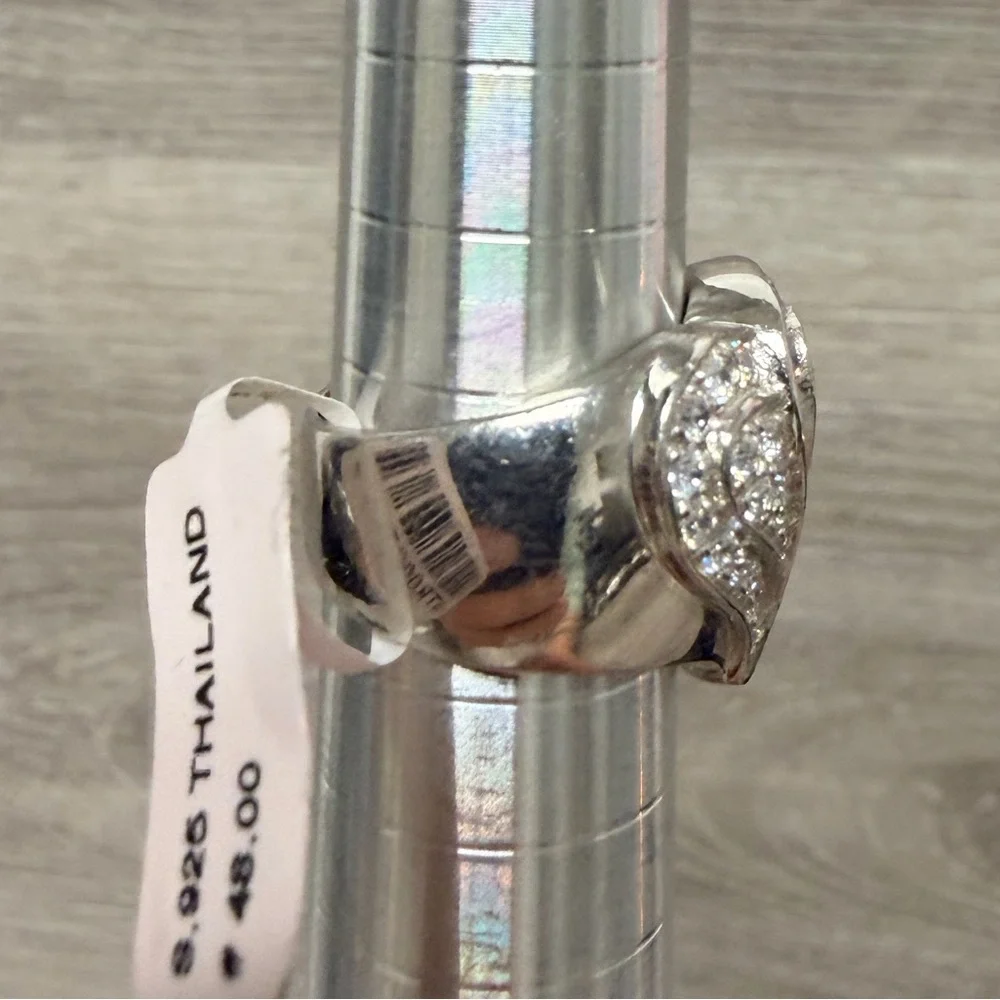 Sterling Silver Heart Shaped Ring with‎ Crystals .925